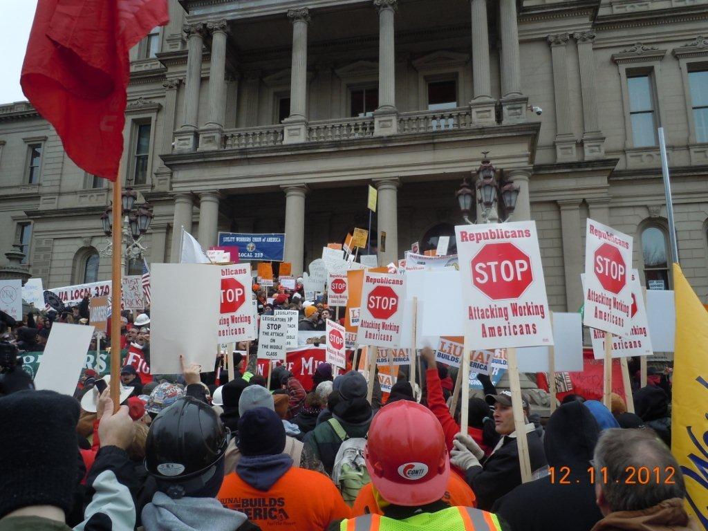 Michigan becomes first state in decades to repeal 'right to work